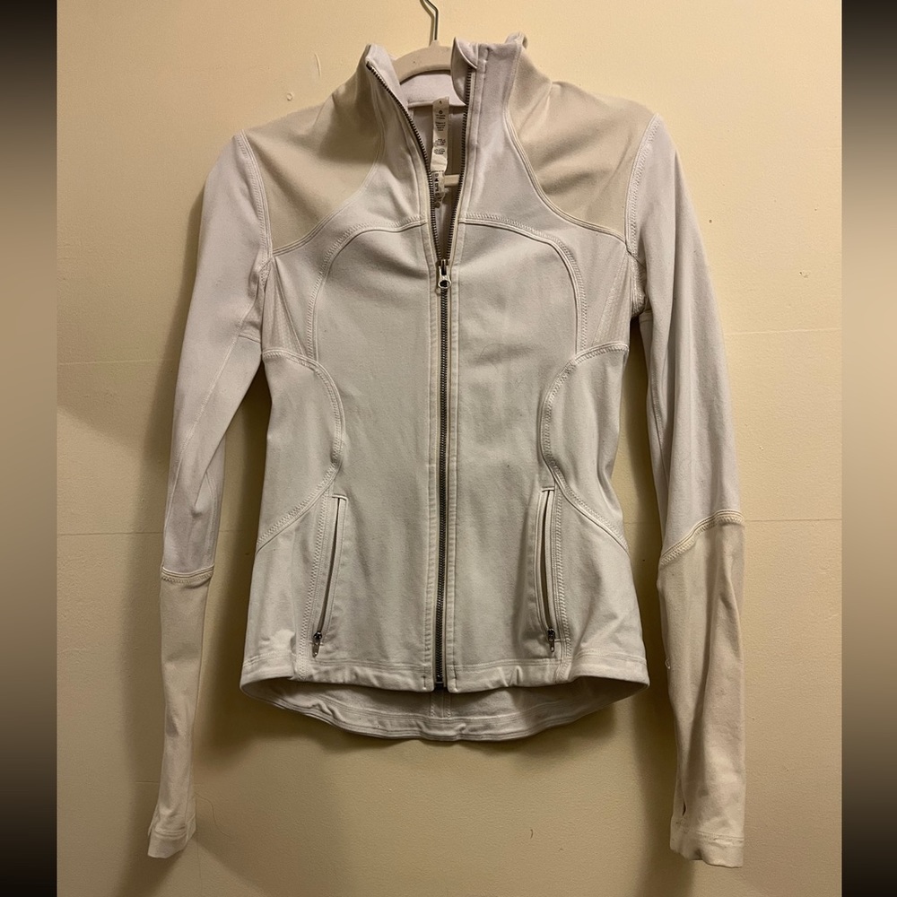 LULULEMON Zip up size 6